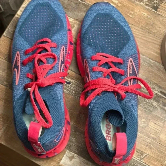 Brooks Blue and pink Running Shoes - Picture 1 of 4